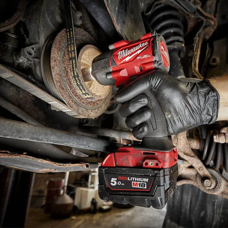 Milwaukee M18FMTIW2F12-502X M18 FUEL Mid-Torque 1/2" Impact Wrench with Friction Ring